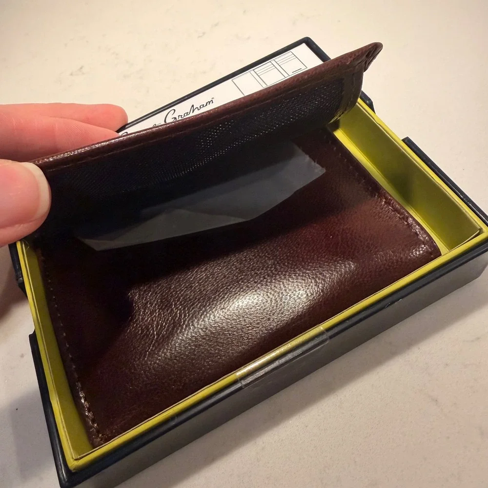 Robert Graham Mens NEW Genuine Leather Tri-Fold Wallet Brown RFID Blocking Boxed